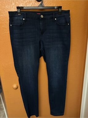 Guess Women's Skinny Jeans in Dark Blue Indigo